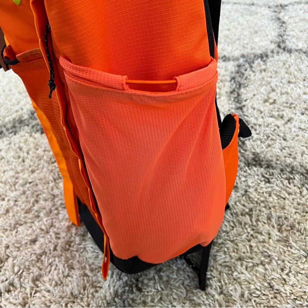 ✔️NWT✔️ NIKE Hike Safety Orange Backpack - Picture 13 of 13